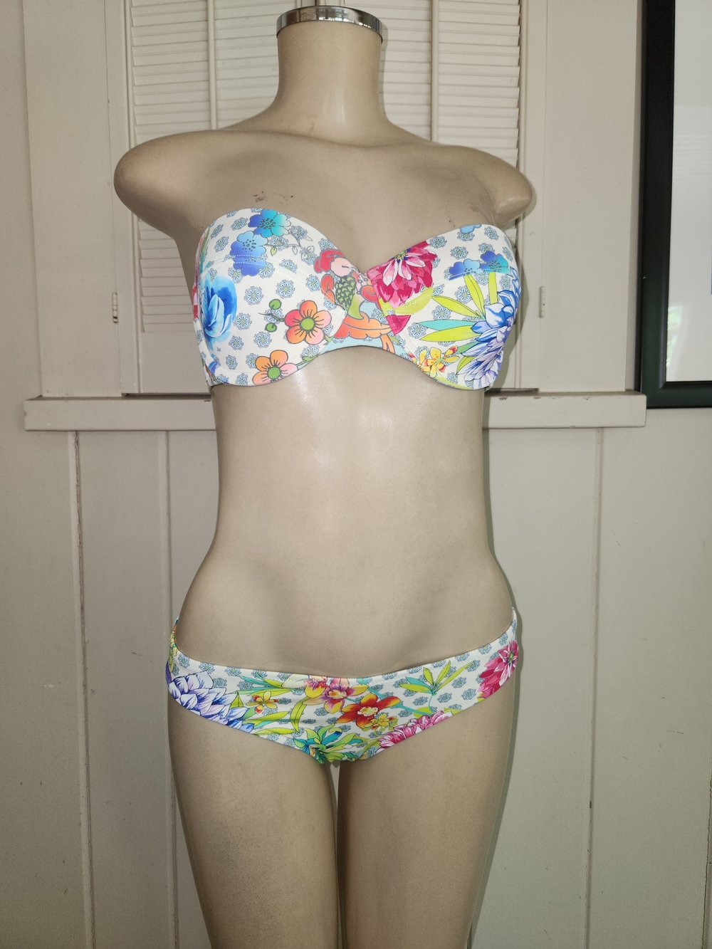 Johnny Was White Floral Strapless Bandeau Bikini with Multicolor Blooms